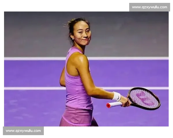 郑钦文跌出前十：89 周巅峰暂歇，赛季末排名将再探底